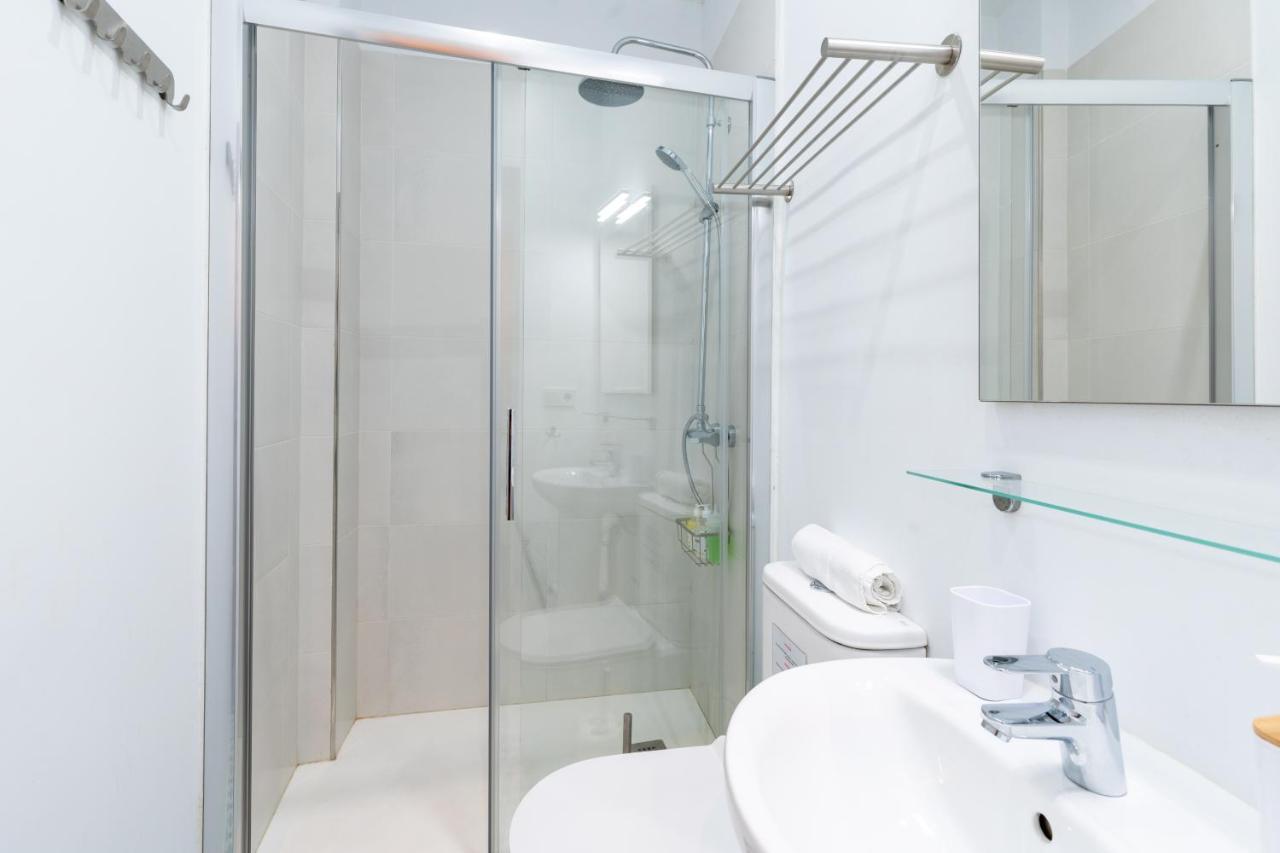 Apartament Holi-Rent Gonzalez Cuadrado Sewilla Zewnętrze zdjęcie