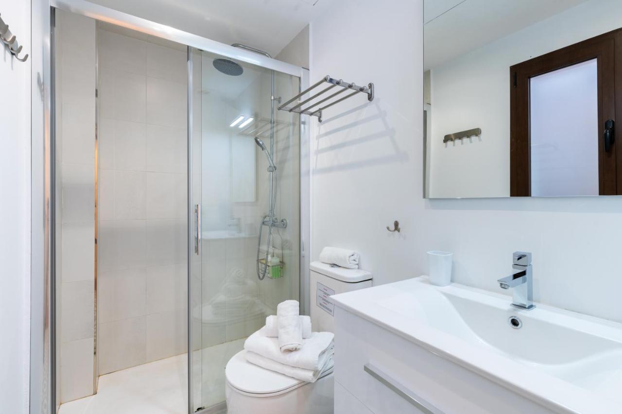 Apartament Holi-Rent Gonzalez Cuadrado Sewilla Zewnętrze zdjęcie
